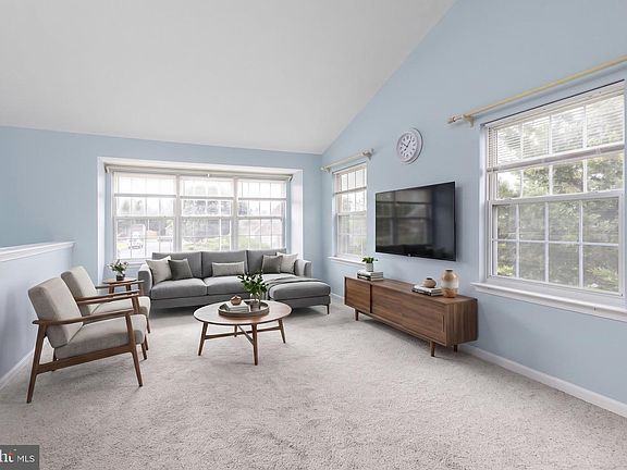 4th image of 147 Tradewinds Dr