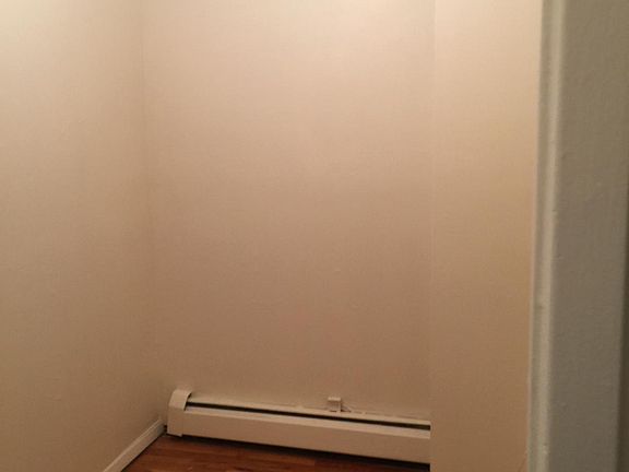 5th image of 222 Bay 35th St APT 1