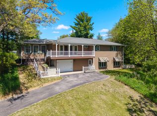 2660 252nd St, De Witt, IA 52742