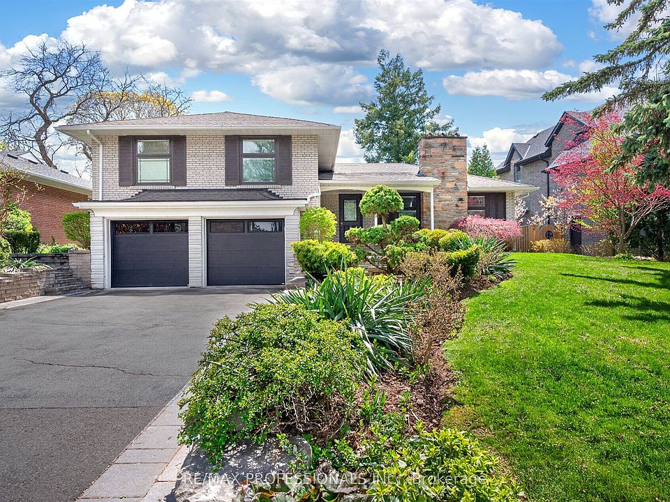 1st image of 64 Ravensbourne Cres