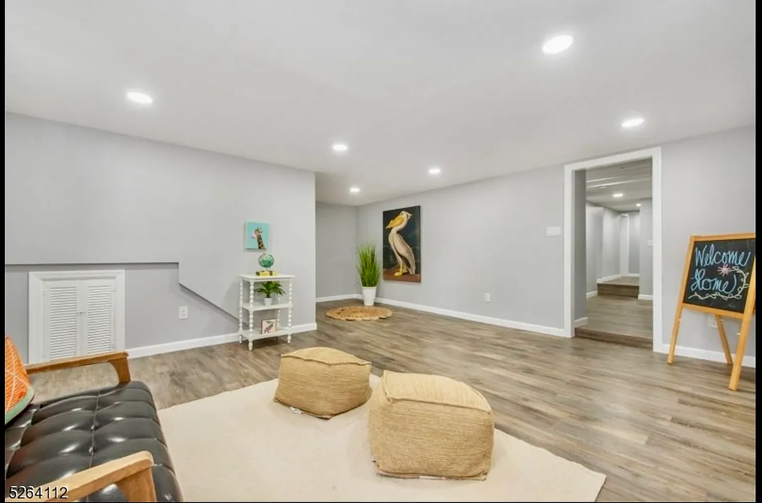 Scoles Ave, Clifton — Photo 1