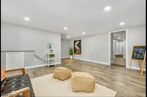 85 Scoles Ave Photo 1