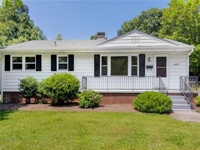 2025 Spradlin St, Winston Salem, NC, 27106