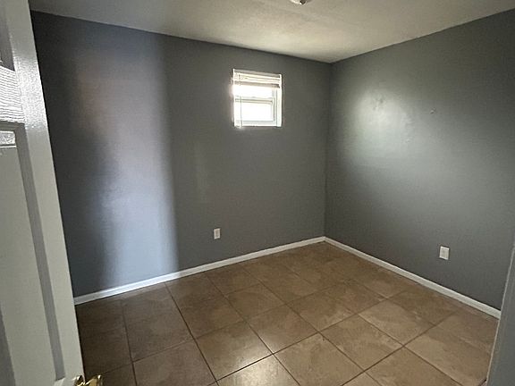 4th image of 8923 N 40th St APT 1