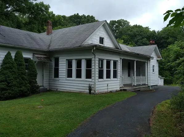 1 Baker St, North Tazewell, VA 24630