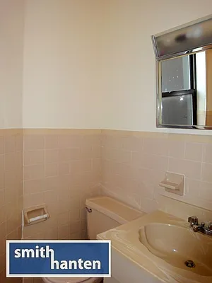 Rented by Smith Hanten Properties | media 17