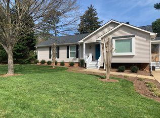 5421 Oldtowne Rd, Raleigh, NC 27612