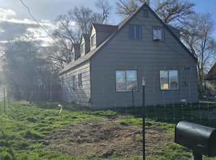 348 SE 9th St, Madras, OR 97741