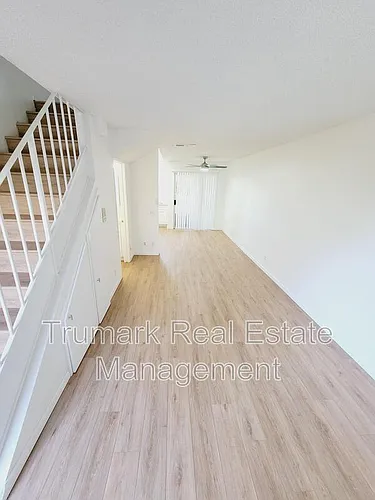 1041 Allen Ave #5 Photo 1