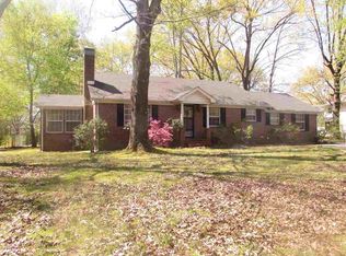 1000 Main St E, Savannah, TN 38372