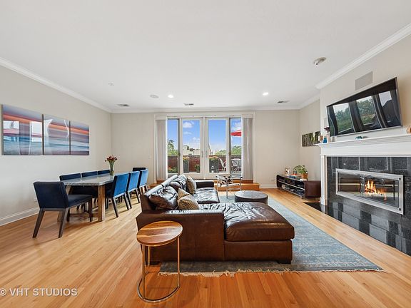5th image of 705 W Wrightwood Ave APT 4E