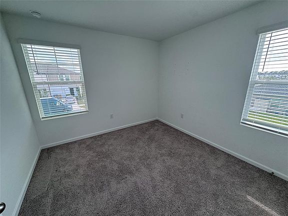 3rd image of 5909 Chestnut Grove Pl