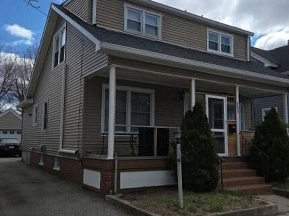 3rd image of 231 Unit St