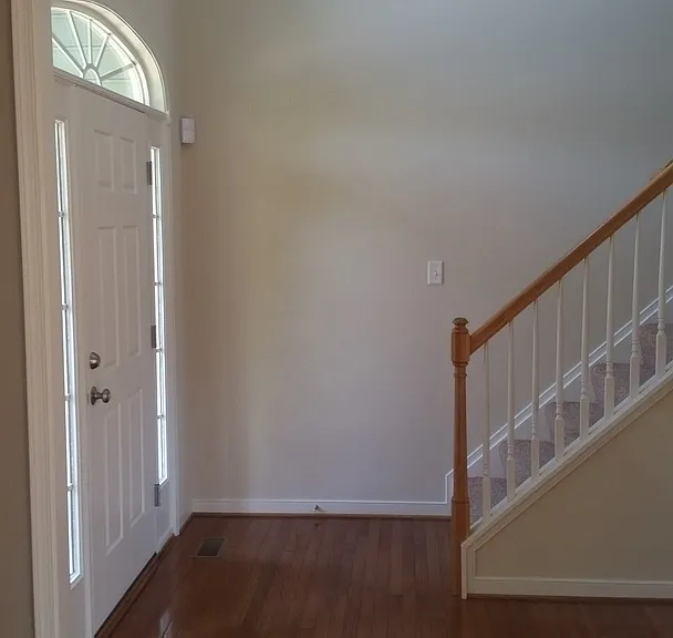 2740 Parview Way — Photo 32