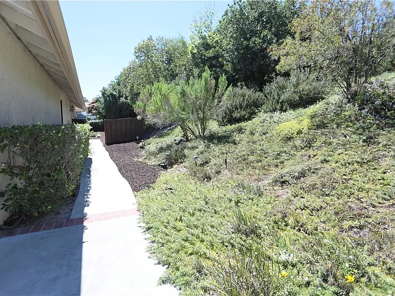 30288 Mersey Ct — Photo 6