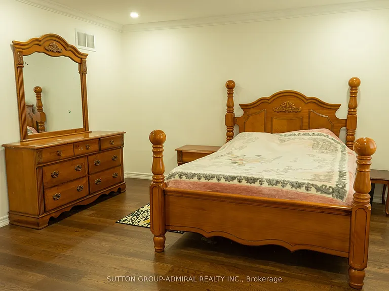 29 Wendelyn Dr #MAIN 2ND FLOOR — Photo 21