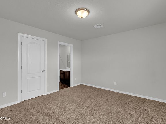 4th image of 1069 Whitebrush Rd