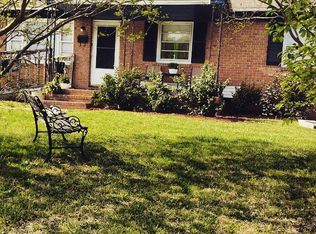 1002 Robinson Rd, Portsmouth, VA 23701