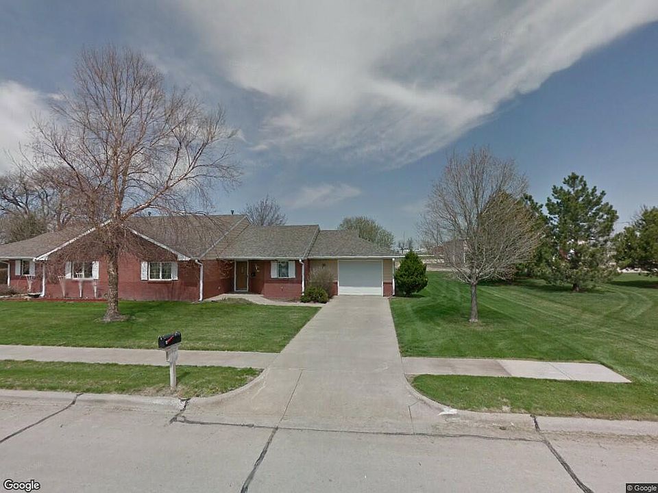 208 Meadowview