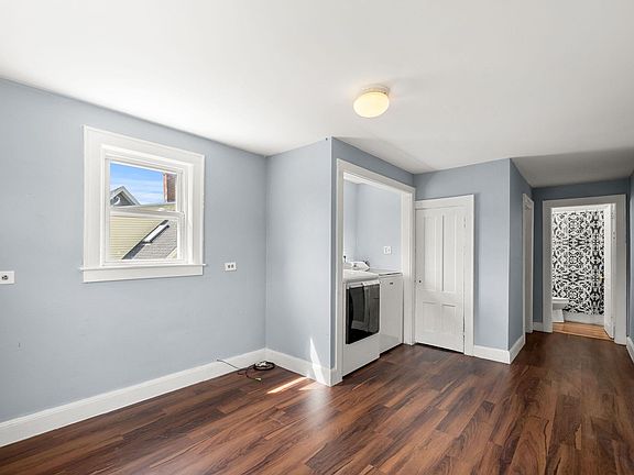 5th image of 494 Wilson Street
