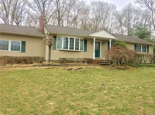 23 Shuart Rd, Airmont, NY 10952