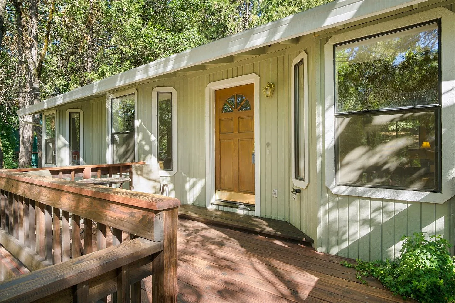 15048 Stinson Dr photo 1