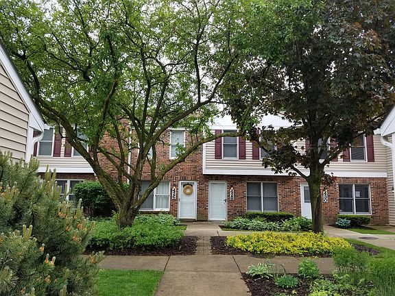 2nd image of 430 Kensington Ct