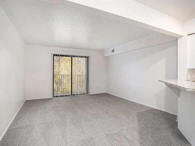 Glenn Valley Apartments — Photo 48