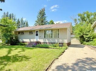 1117 Hartney Ave, Weyburn, SK S4H0L9