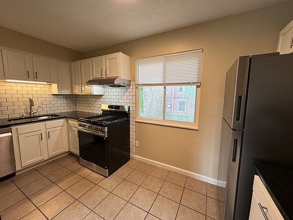 4th image of 2298 N 4th St #6