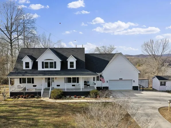 2109 Sugar Grove Valley Rd, Harriman, TN 37748
