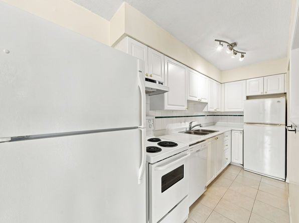 2 bedroom rental in West Vancouver — photo 12
