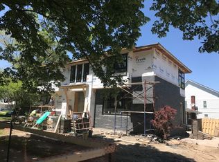 815 S Cambridge Ave, Elmhurst, IL 60126