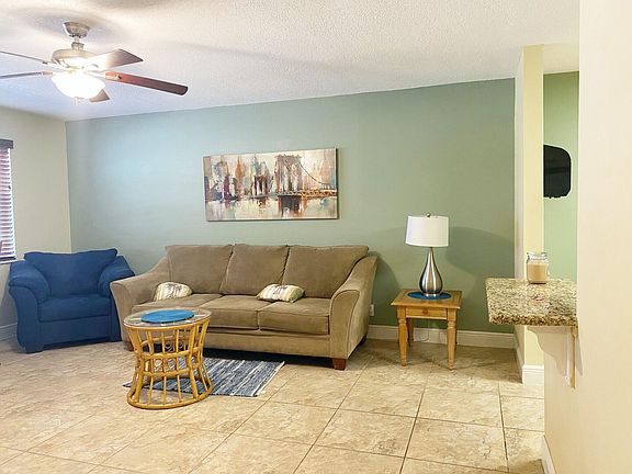 2nd image of 801 Hummingbird Way APT 205