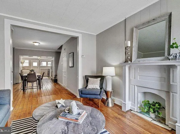 4547 Baker St, Philadelphia, PA 19127