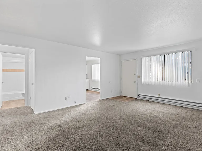 Westview Apartments — Photo 13