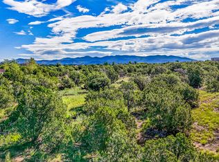23 Gwendolyn Ct, Santa Fe, NM 87506
