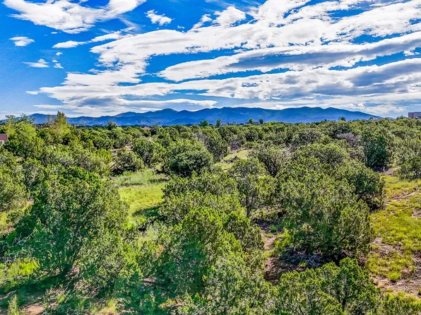 23 Gwendolyn Ct, Santa Fe, NM 87506
