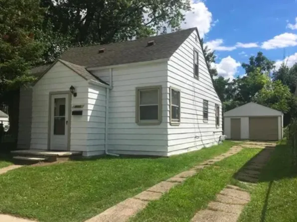 8696 Packard Ave, Warren, MI 48089