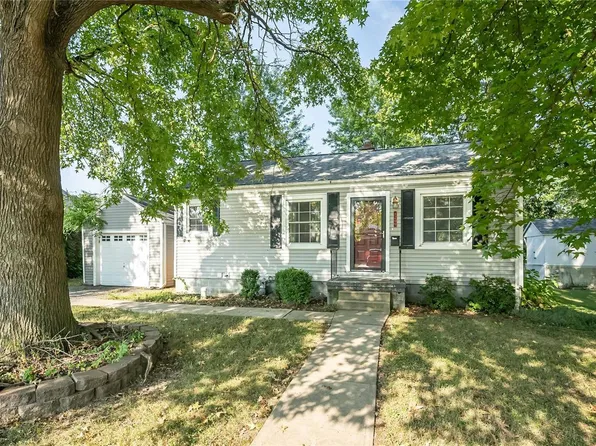 1209 Grant Dr, Edwardsville, IL 62025