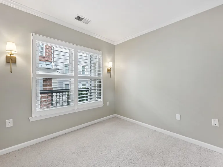2416 19th St NW #31 — Photo 20