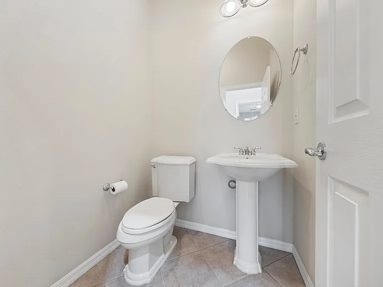 53 Stonemark Dr — Photo 21