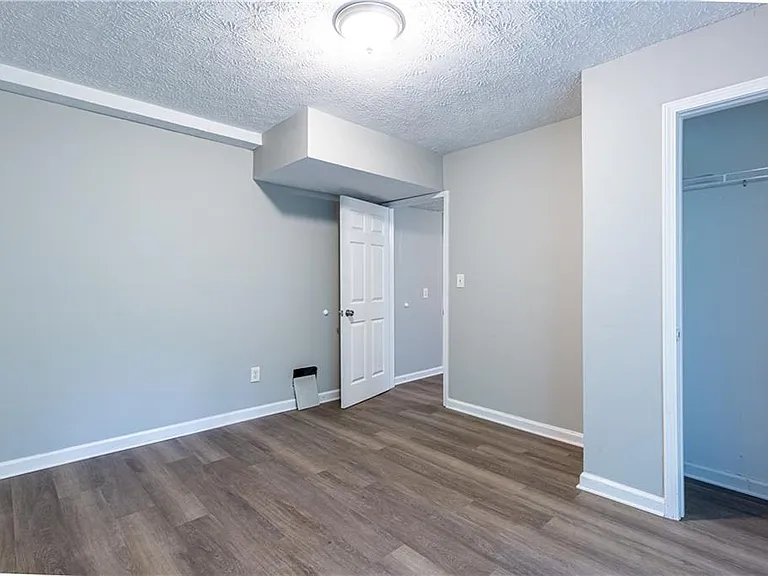 409 Arnold Rd — Photo 27