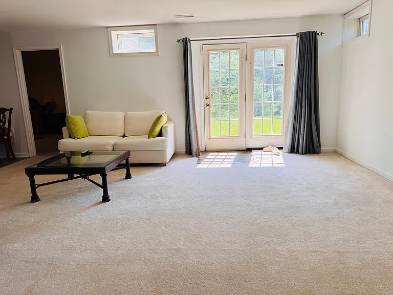 17754 Avenel Ln #BASEMENT — Photo 24