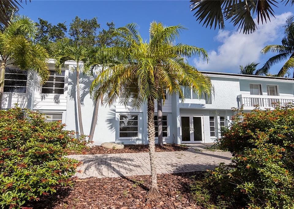 1st image of 5219 Siesta Cove Dr
