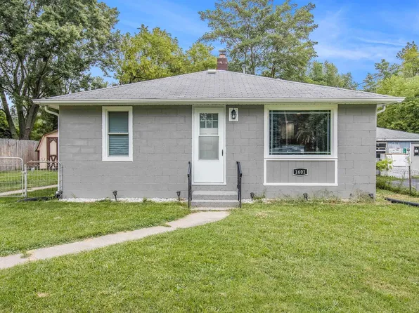 1601 Reeder Ave, Benton Harbor, MI 49022