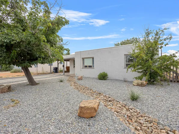317 General Bradley St NE, Albuquerque, NM 87123