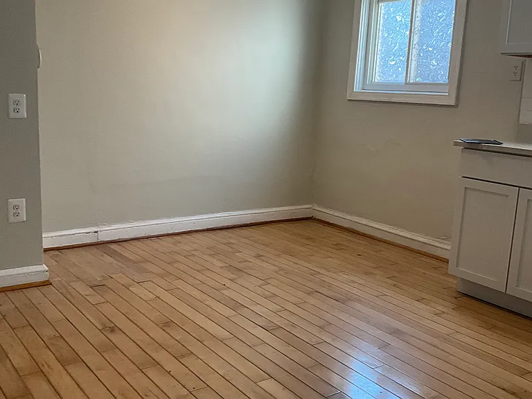 7910 Long Branch Pkwy #6 — Photo 10