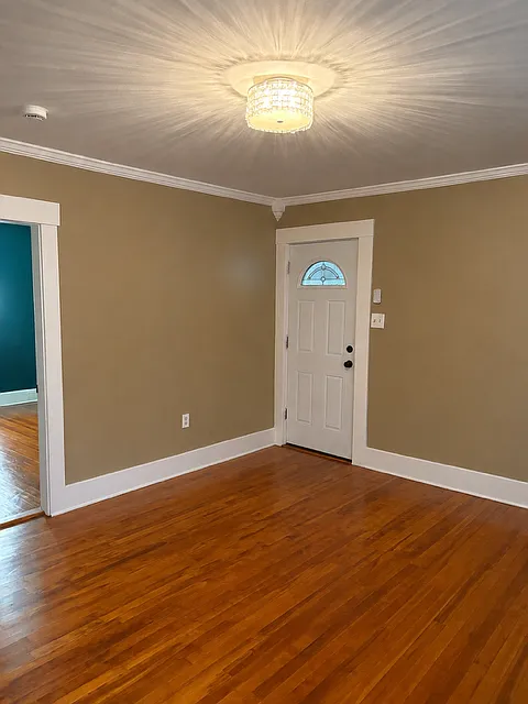 3 bed, 1144 sqft, $2,600 — Photo 3