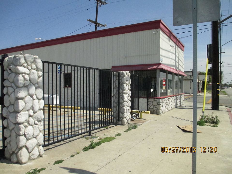 SIDE VIEW OF BUILDING/OFFICE